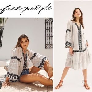 FREE PEOPLE  Vagabond Embroidery Detail Longline Top | XL